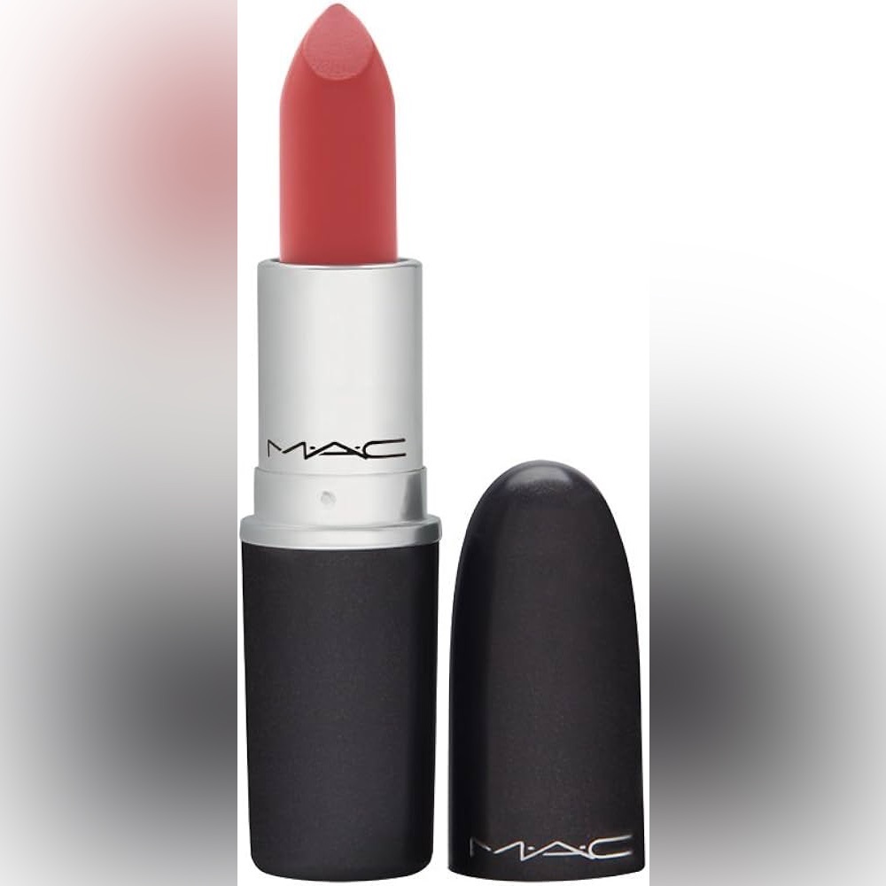 MAC LIPSTICK in RUNWAY HIT